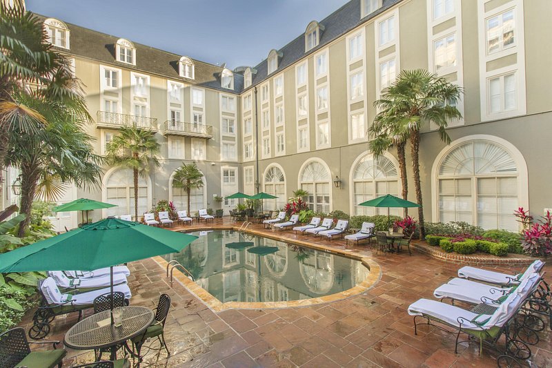 Bourbon Hotel courtyard pool